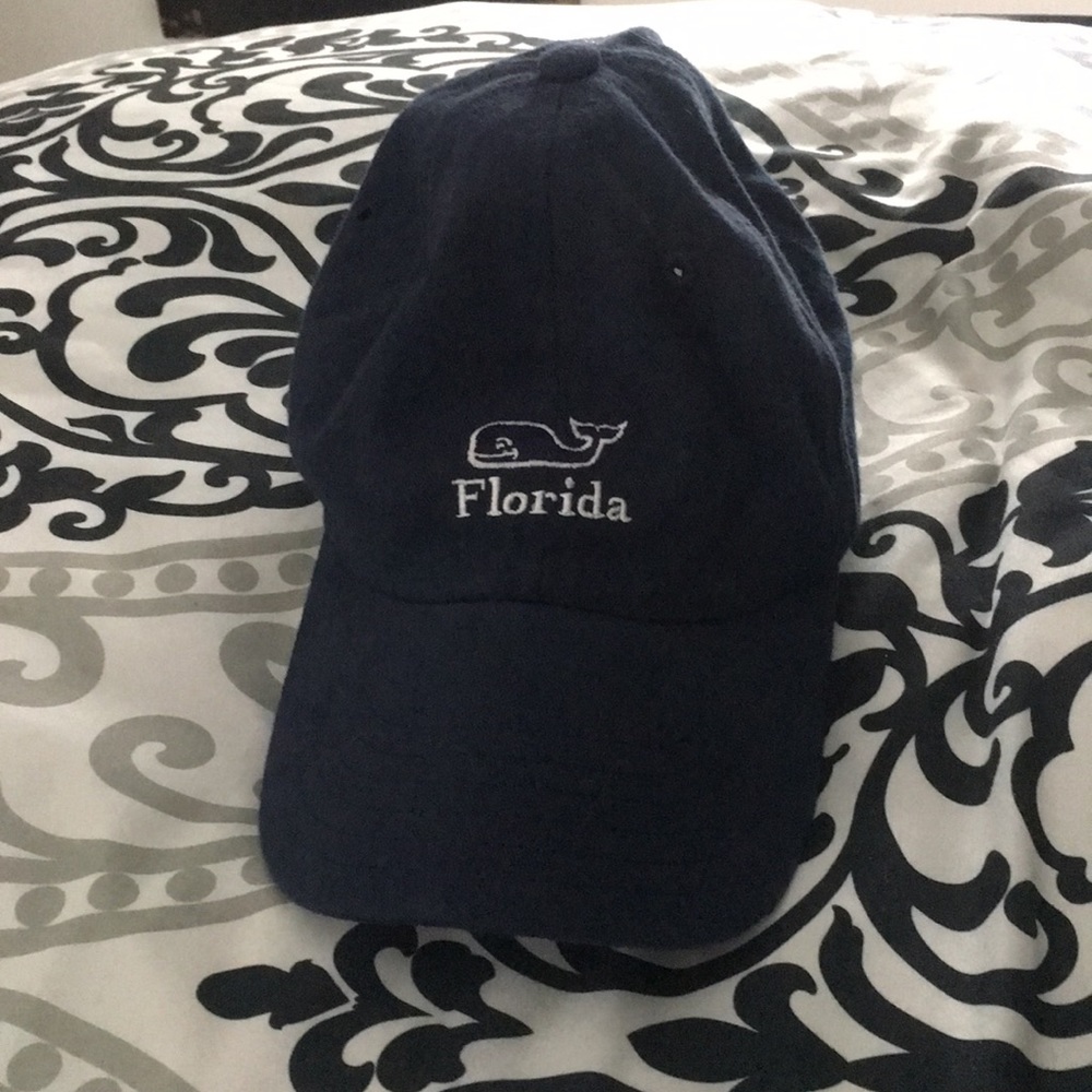 vineyard vines hat